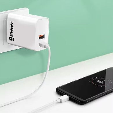 Cargador 38W Carga Rpida Dual V3.0 Usb-A Y Usb-Tipo C Blanco