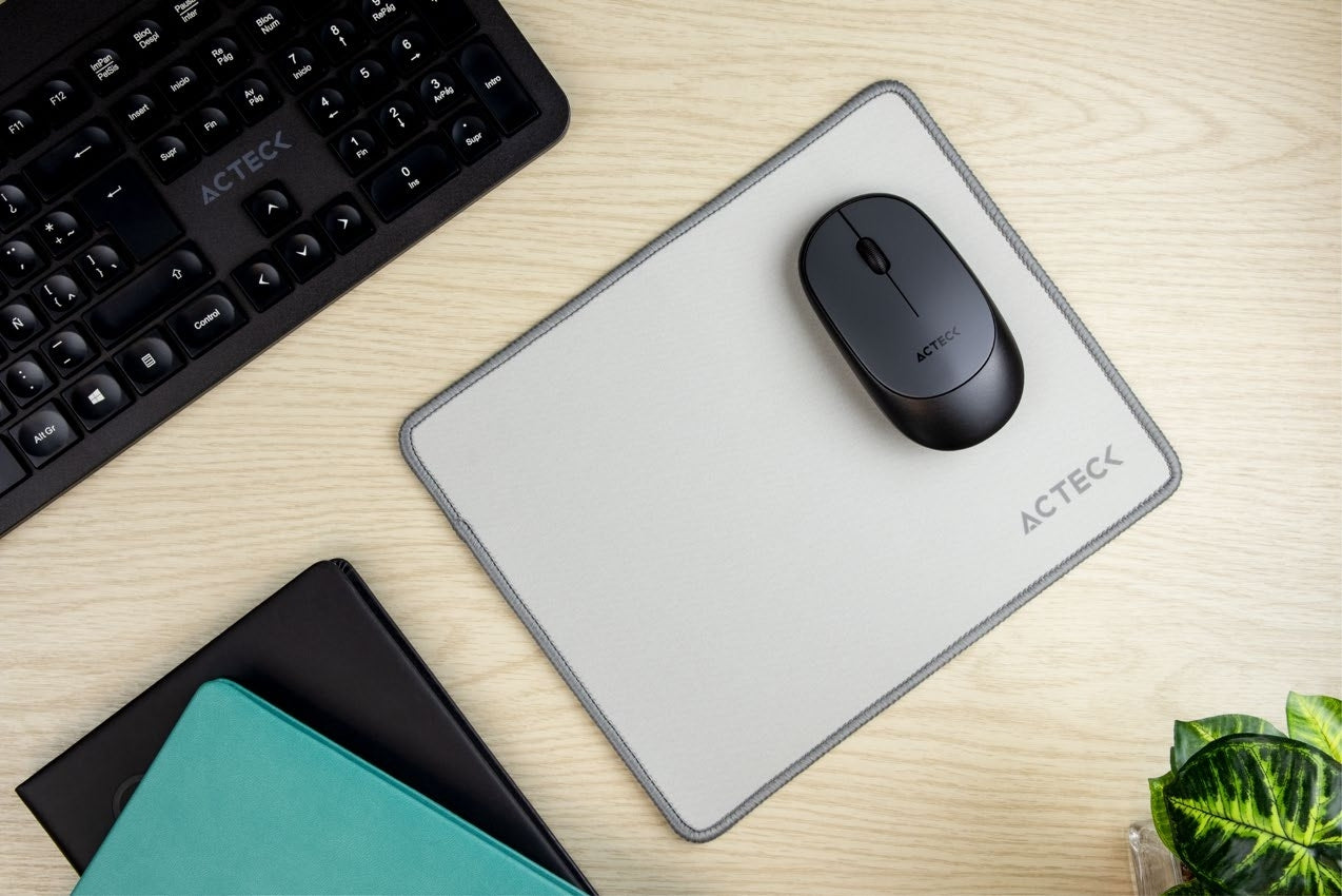 Mousepad Acteck Vibe Flow  Mouse Pad Mt430 / Antiderrapante / Ergonomico / Gris Claro / 21X26Cm / Ac-934459