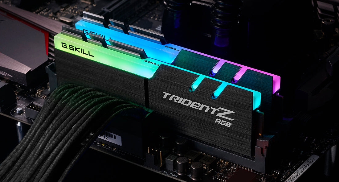 Mem Ram Gskill Tridentz Rgb Ddr4 4000Mhz 16Gb 2X8 F4-4000C18D-16Gtzrb