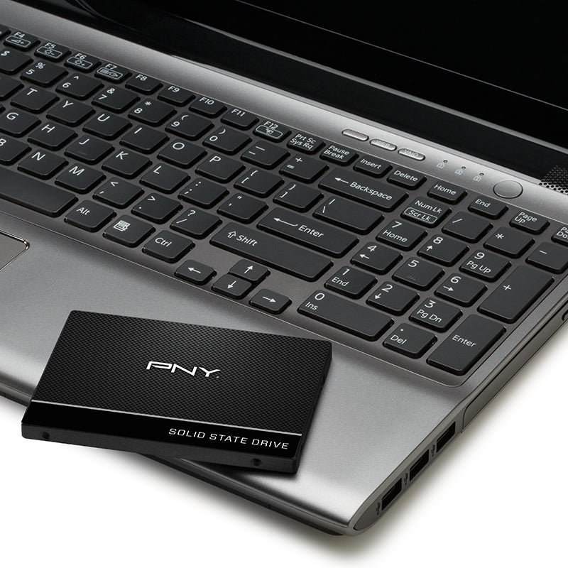 Unidad De Estado Solido Ssd Pny Cs900 240Gb 2.5 Sata3 7Mm Lect. 530/Escr. 500Mbs Pc/Alto Rendimiento